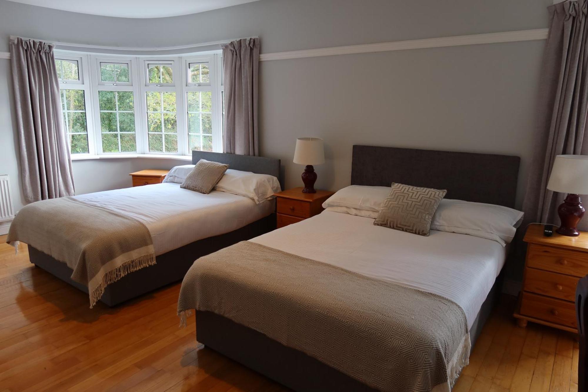Woodville Lodge Guesthouse Килларни Экстерьер фото