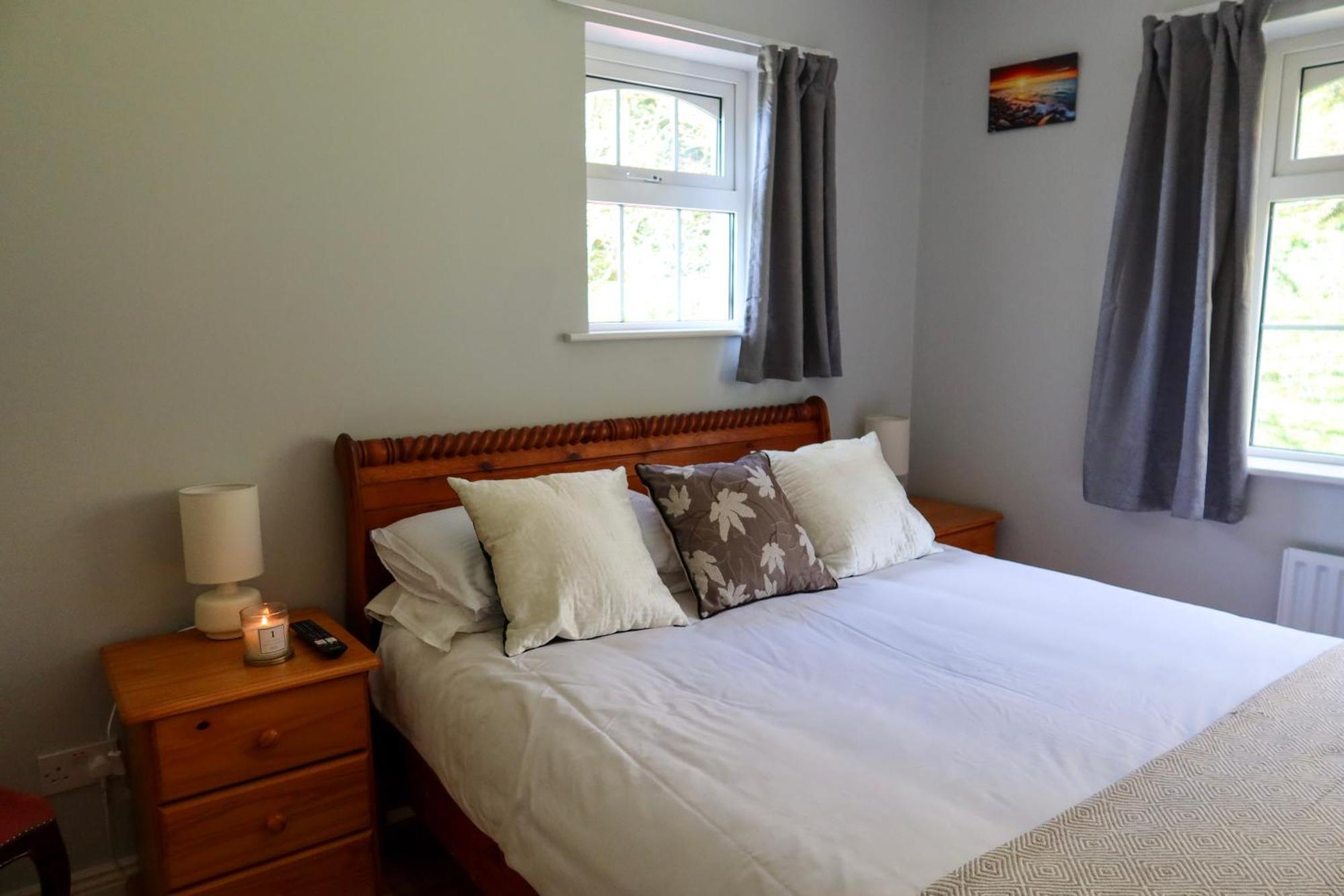 Woodville Lodge Guesthouse Килларни Экстерьер фото
