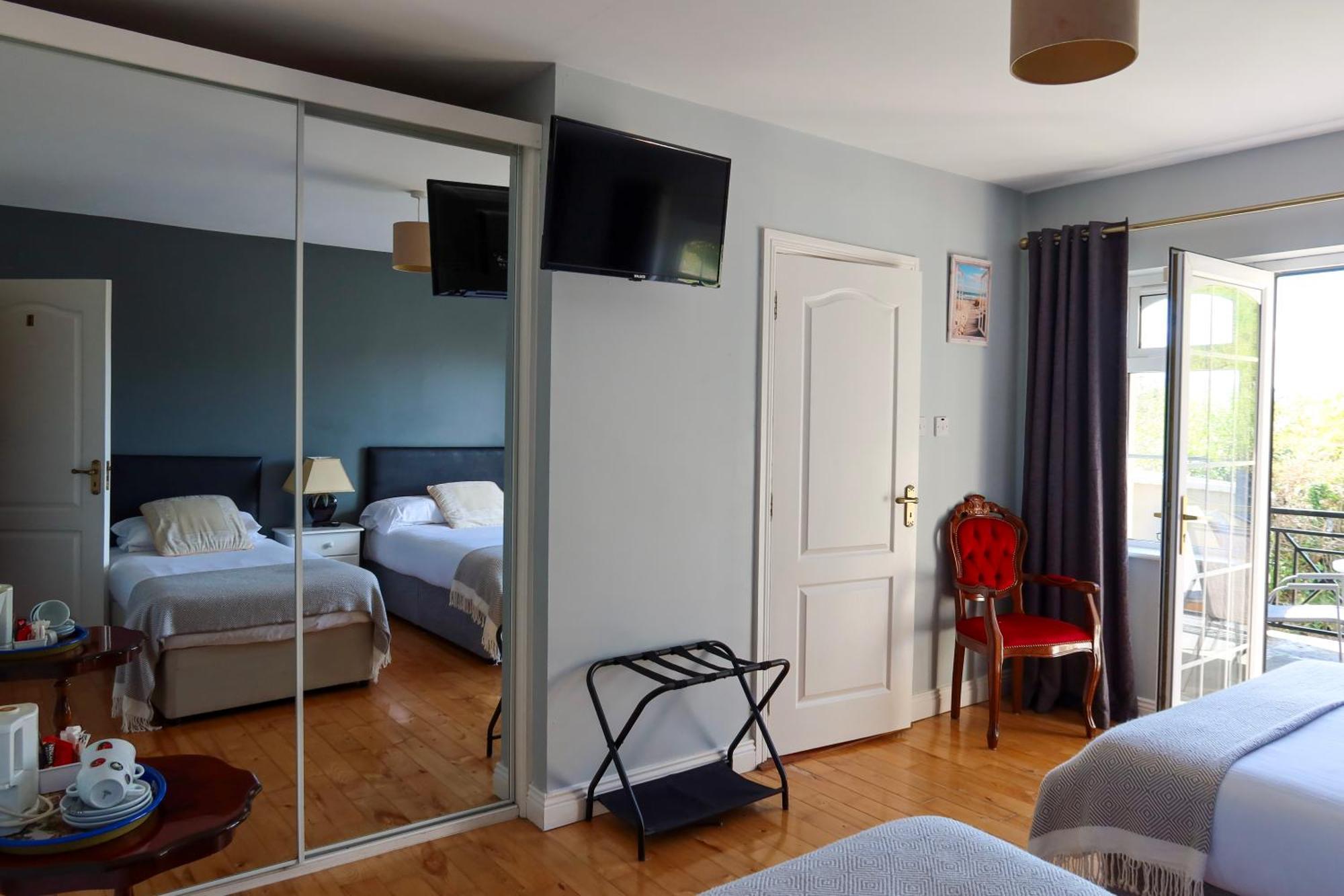 Woodville Lodge Guesthouse Килларни Экстерьер фото